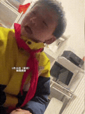 “破防了！”西安王女士看见儿子好几个小时作业没做完，一气之下把卷子给撕了，结果儿