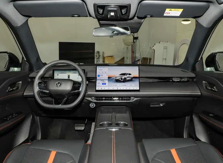 2026款长安UNI-Z上市，售11.59万元起智能化迎来升级外观方面，202