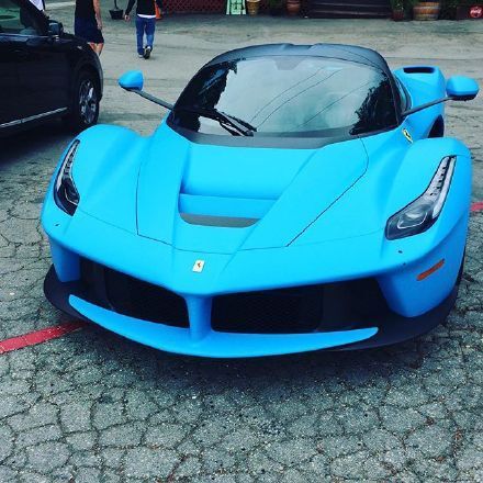 紫色法拉利LaFerrari，对比其他颜色一起欣赏才过瘾。汽车​​​
