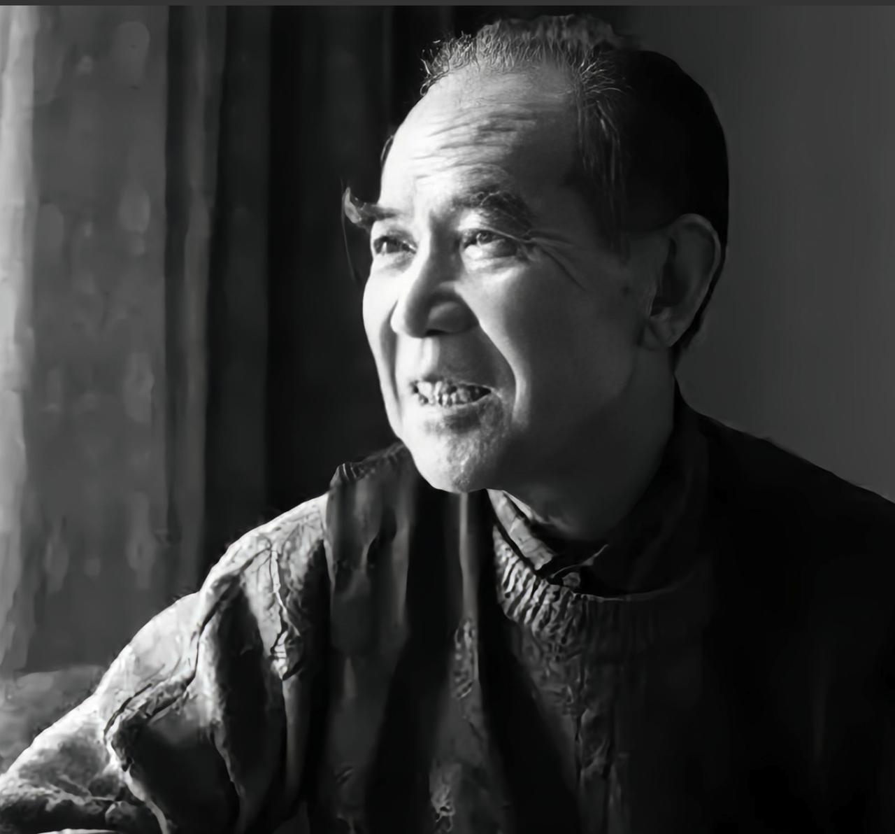 1962年，高智调离中南海前，毛主席突然叫住他：“我有一点点事，要请你帮个忙！”