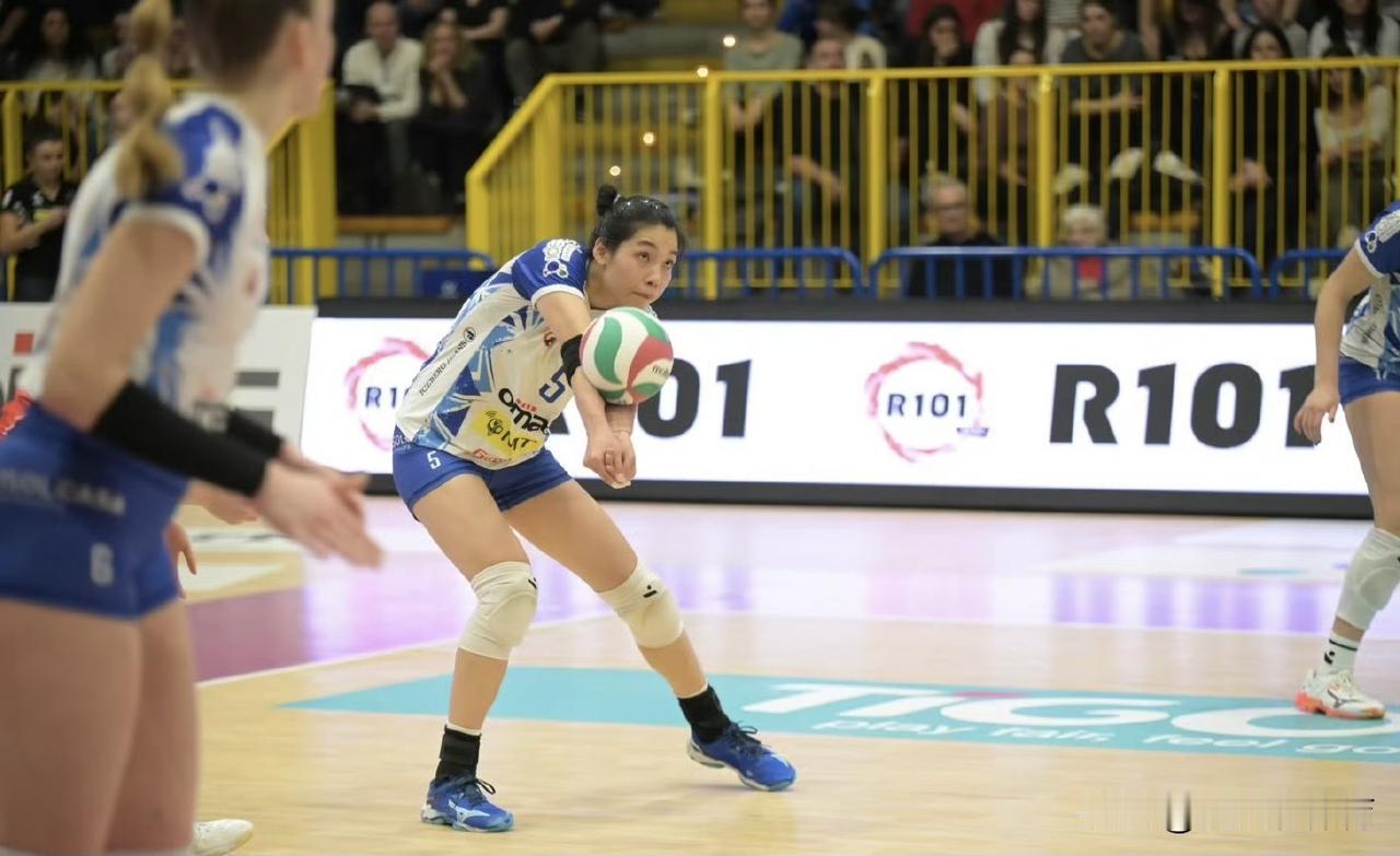 庄宇珊凭一己之力带着圣瓦乔尼保级成功！这场比赛竟然接了45个一传，还是0失误！0