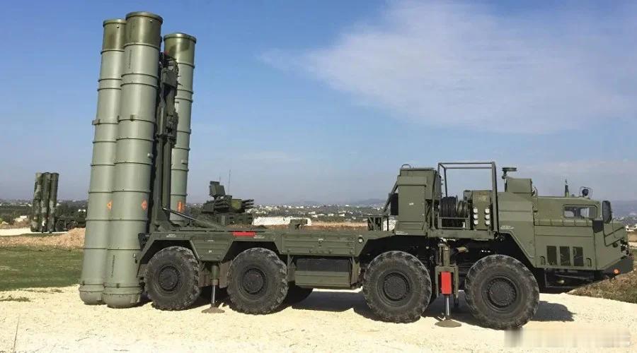 普京金砖峰会前送上大礼包，S-400五套全数交付，印防空网东西两线铺全2026年11月，印度将从俄罗