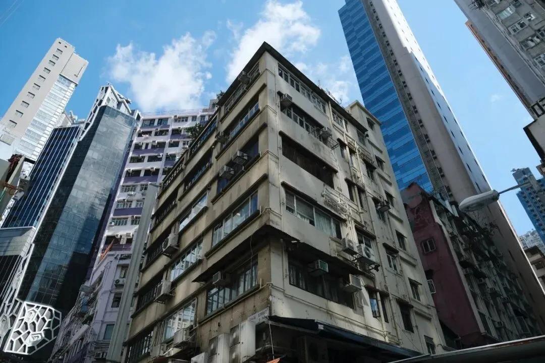 藏不住了，彻底火了！2月19日，浙江盐财经发布最新消息，2026年开年全国70