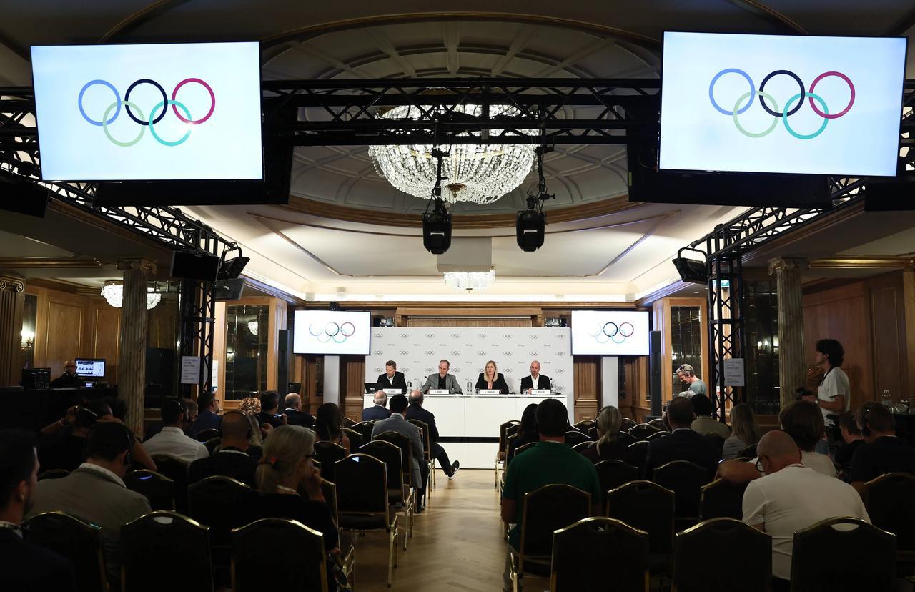 刚刚看到另一个帖子，国际奥委会48小时内做了两个决定：一个是拒绝西班牙禁赛以色