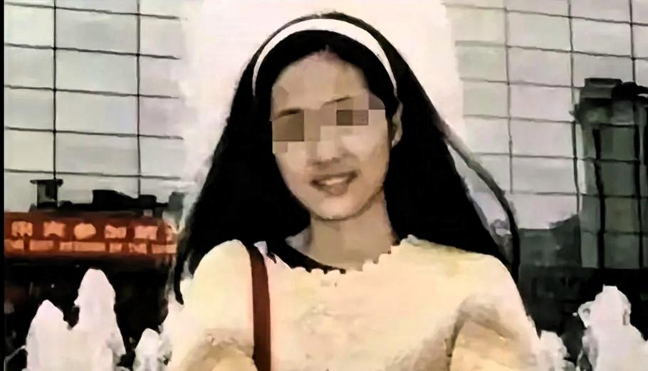 为了爱情搭上性命到底值不值？多年前的一起真实事件，女孩左雪梅自幼被收养，年