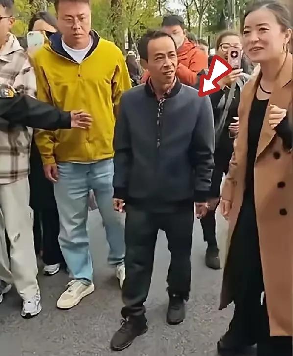 万万没想到！反噬来的这么快，鸡排哥的“塌房”速度比他炸鸡排还快！谁能想到，