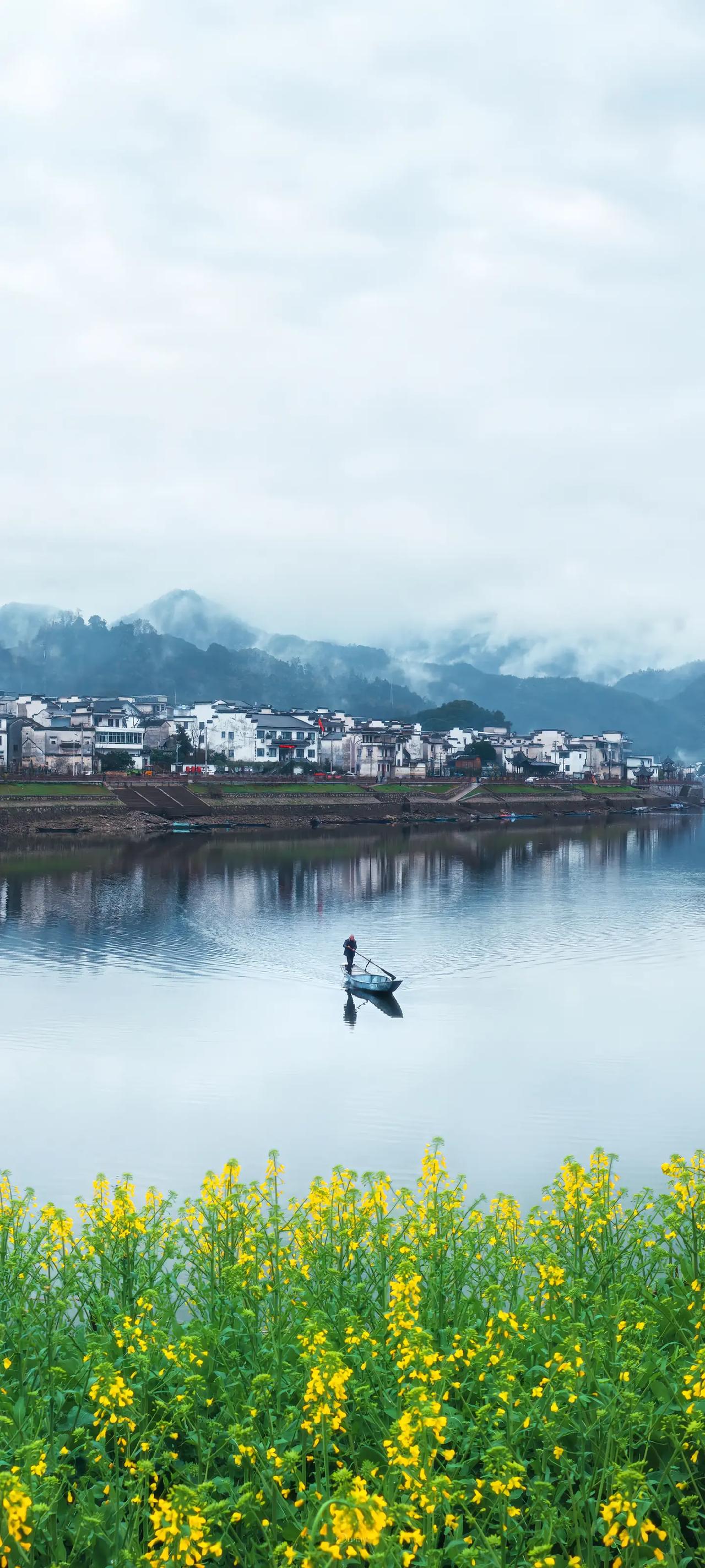 刚刚老师给我发消息说，孩子这次零模物理考了班上第三。这孩子读初三，我们刚接手时，