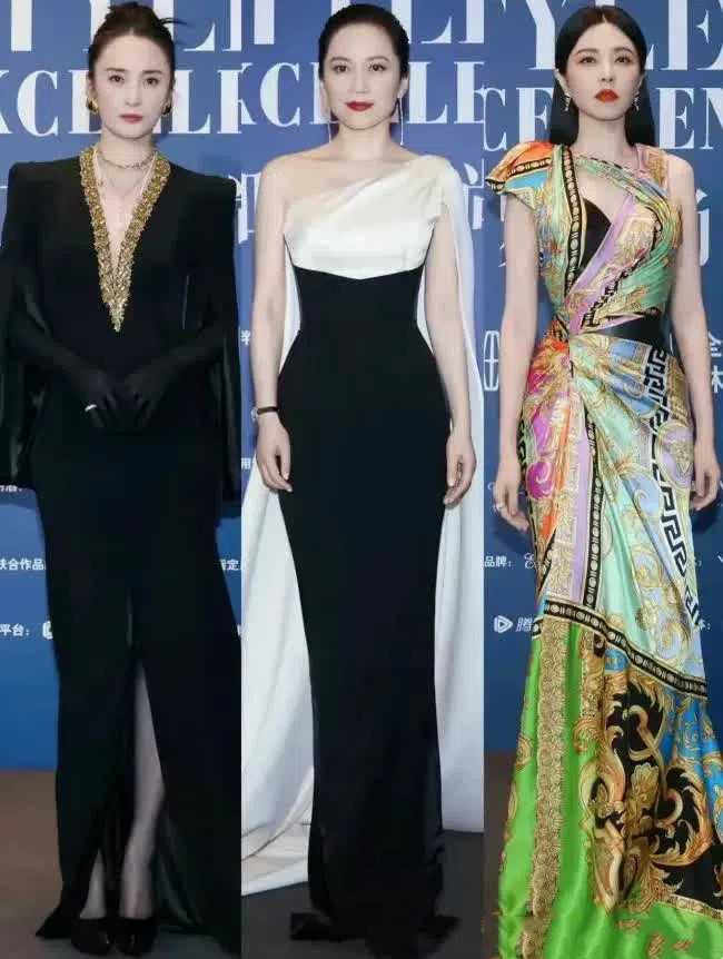左边的是蒋勤勤，右边是曾黎，而中间那位无论是气质还是颜值都远超过这两位，你一定不