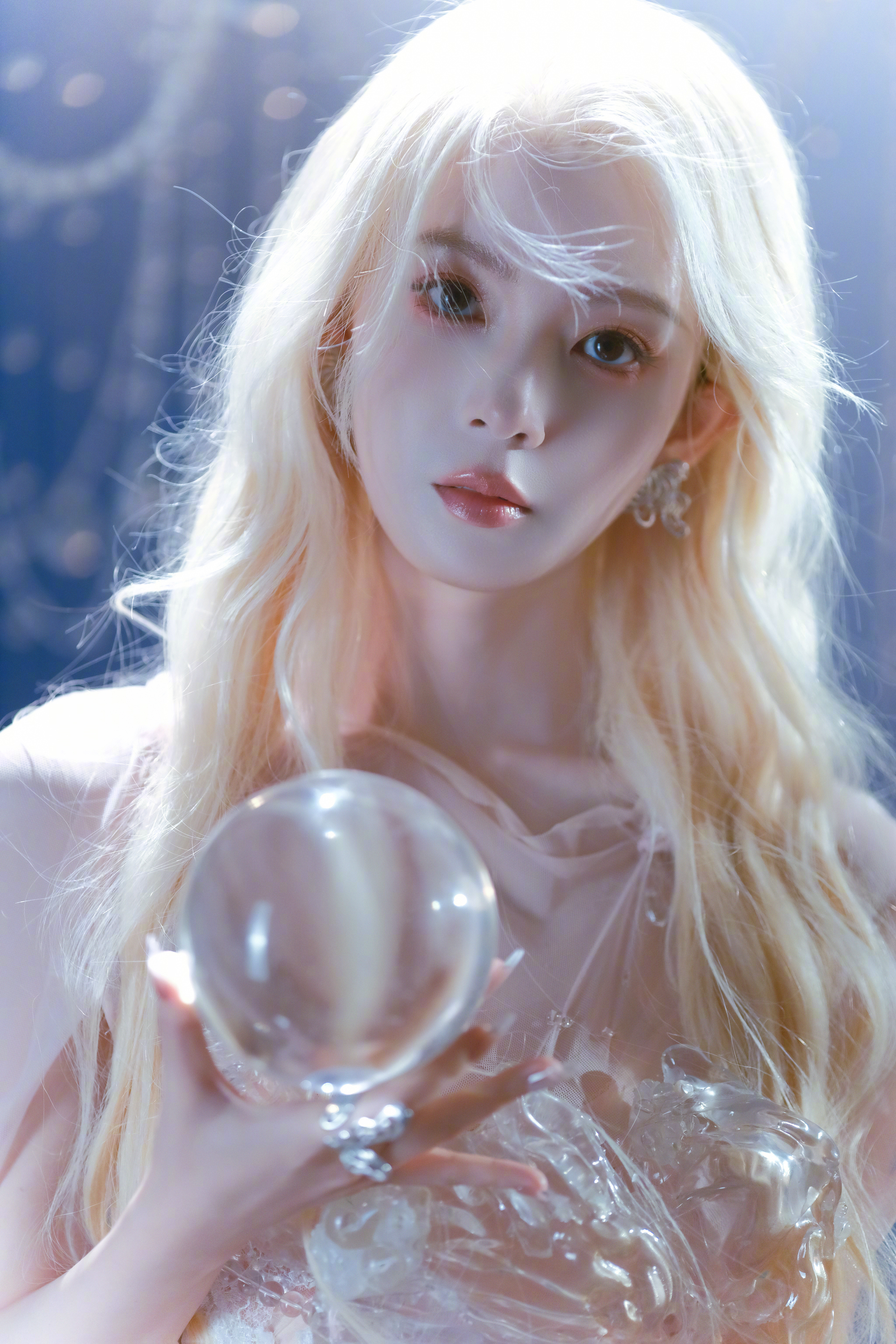 瑶妹金发这两张好漂亮啊！！！（在九宫格之后要点开看哦～