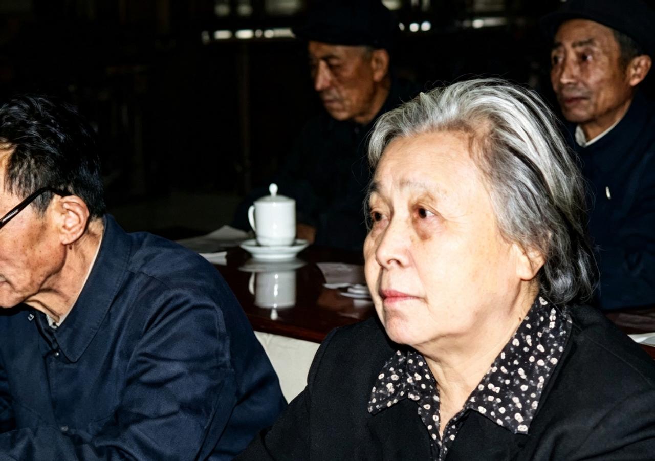 1974年，彭德怀病逝，前妻刘坤模悲痛万分，痛哭不止。1987年初夏，77岁的她