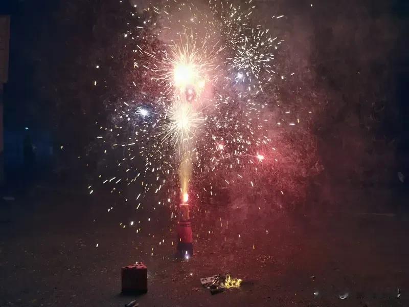 重磅！山西全面废止烟花爆竹禁售禁燃通告，太原线上预订已火爆！近日山西省政府