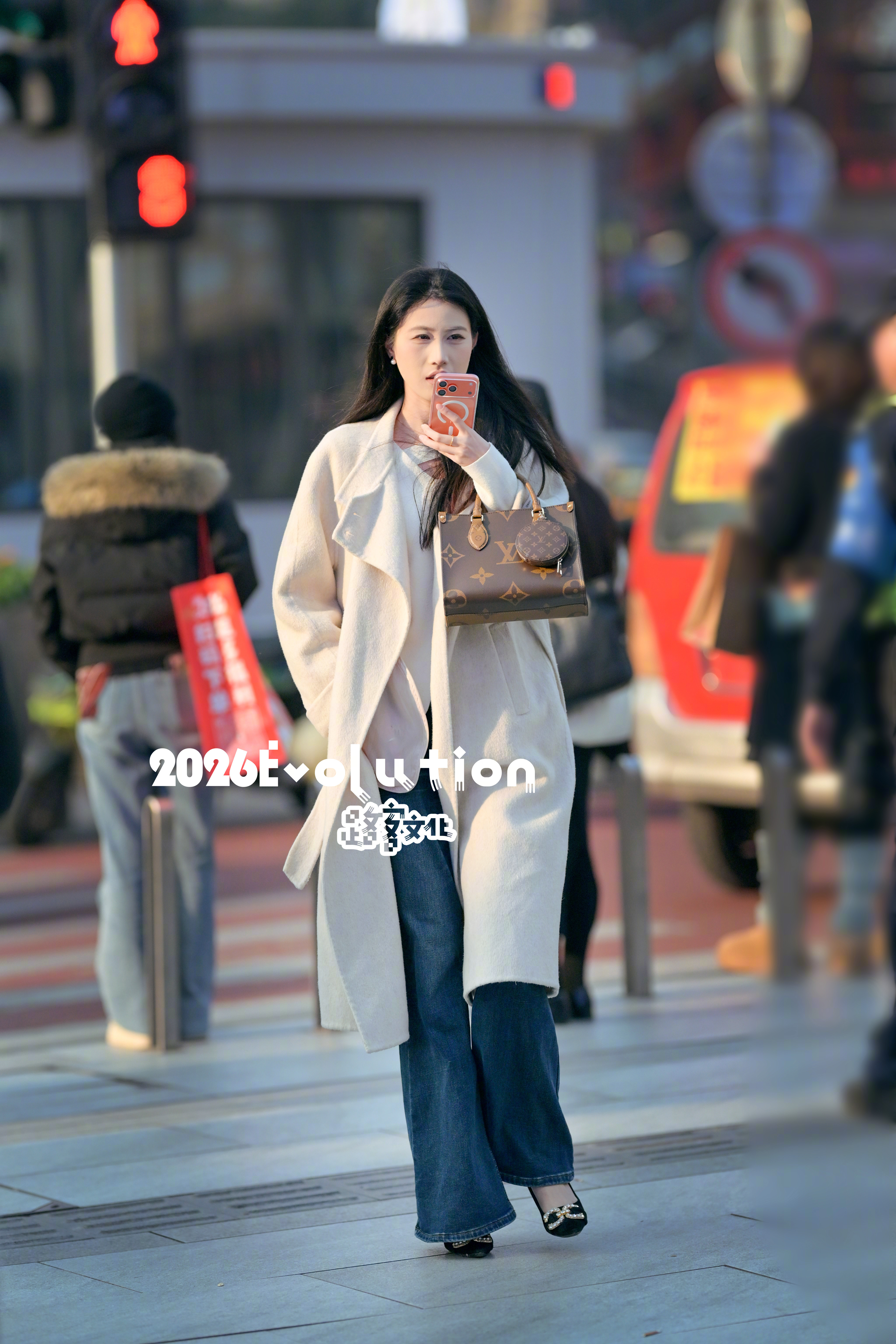 吃完早餐赶紧挣钱要紧