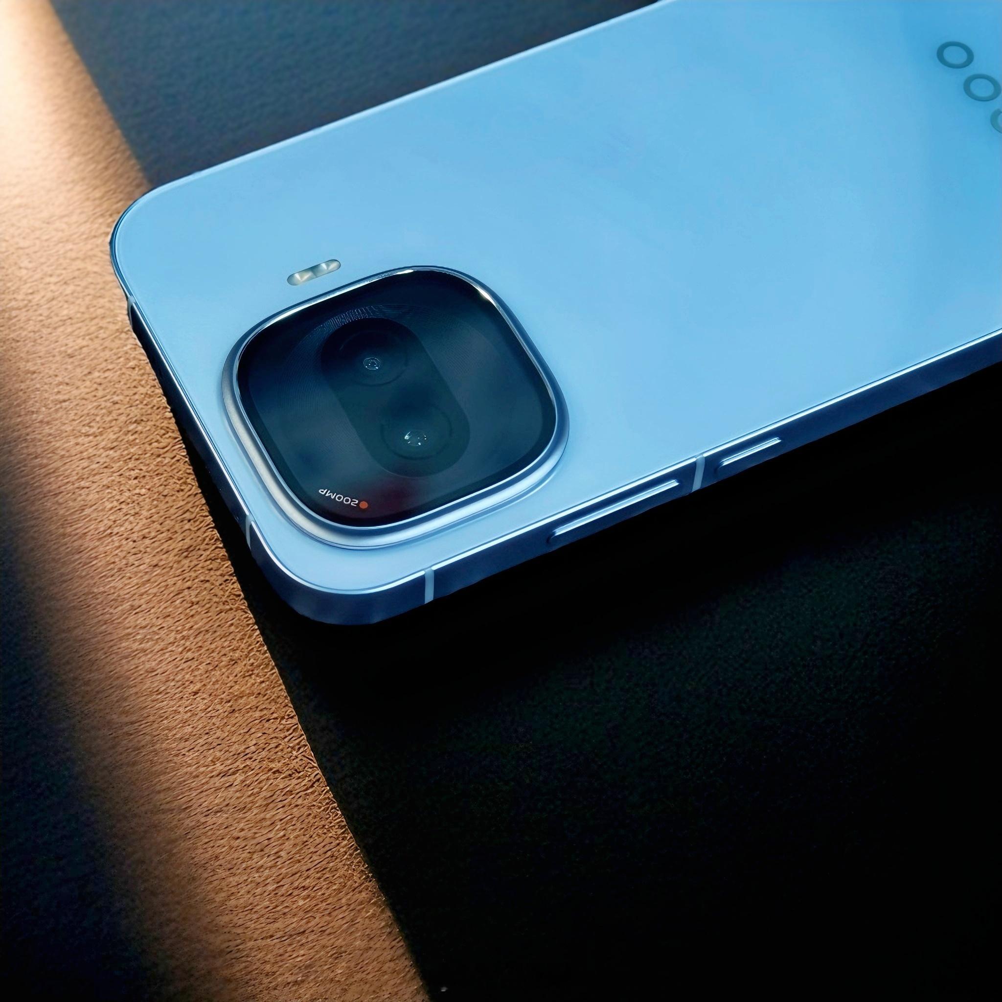 差帝随手拍之iQOOZ11Turbo金属边框、玻璃后盖圆形的Deco加上两