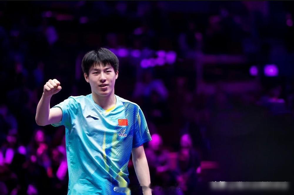 世界第一王楚钦，被一个17岁的日本左手小将打懵了。日本媒体用“大金星”和“会