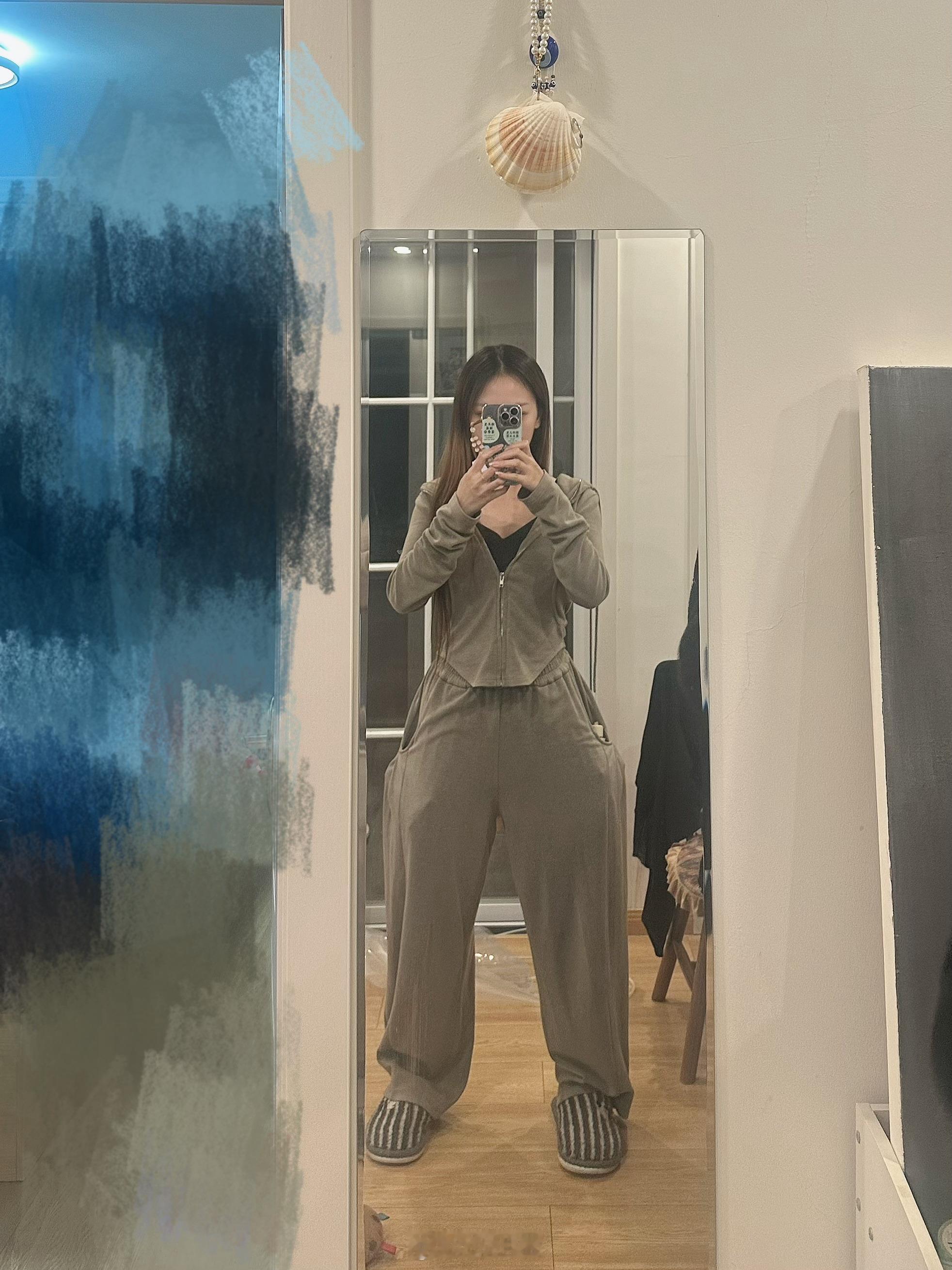 腰臀比1:3一下兜里东西揣多了很抽象了