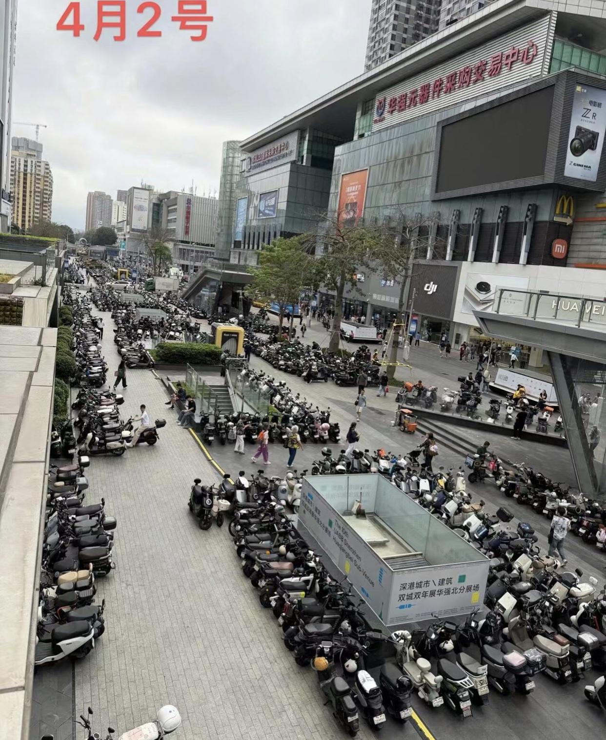 一夜间，腾空了几w部的电鸡，这速度，也只有深圳了！曾经在南山区住过，旁边有三