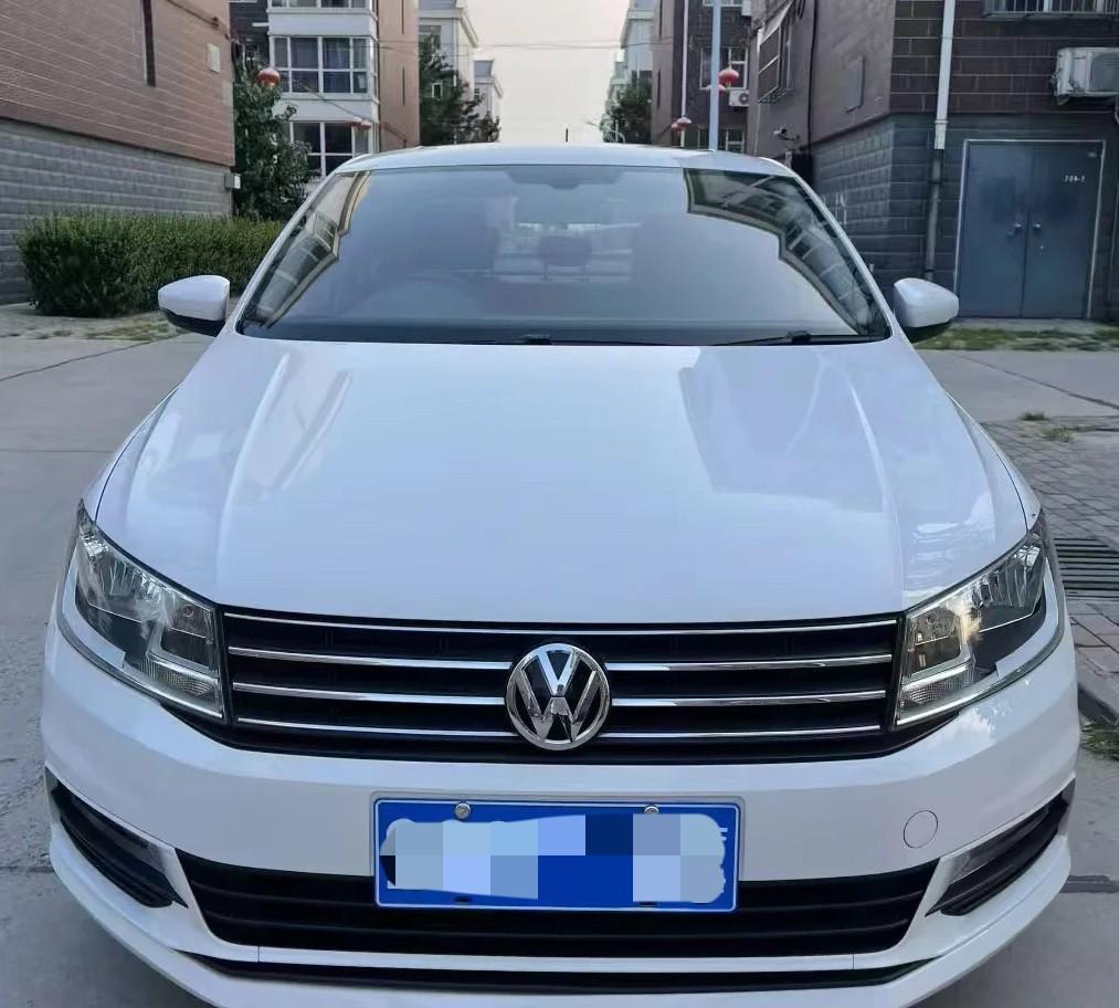 给儿子打算买车，儿子非要买电车，我发现儿子连油车都开不明白，还要买电车，简直就是