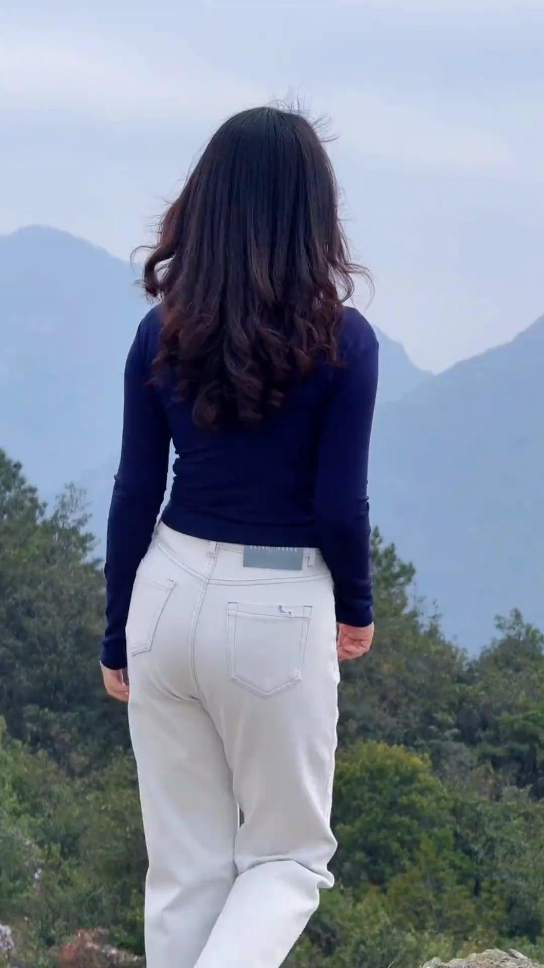 山高水长，行路难。