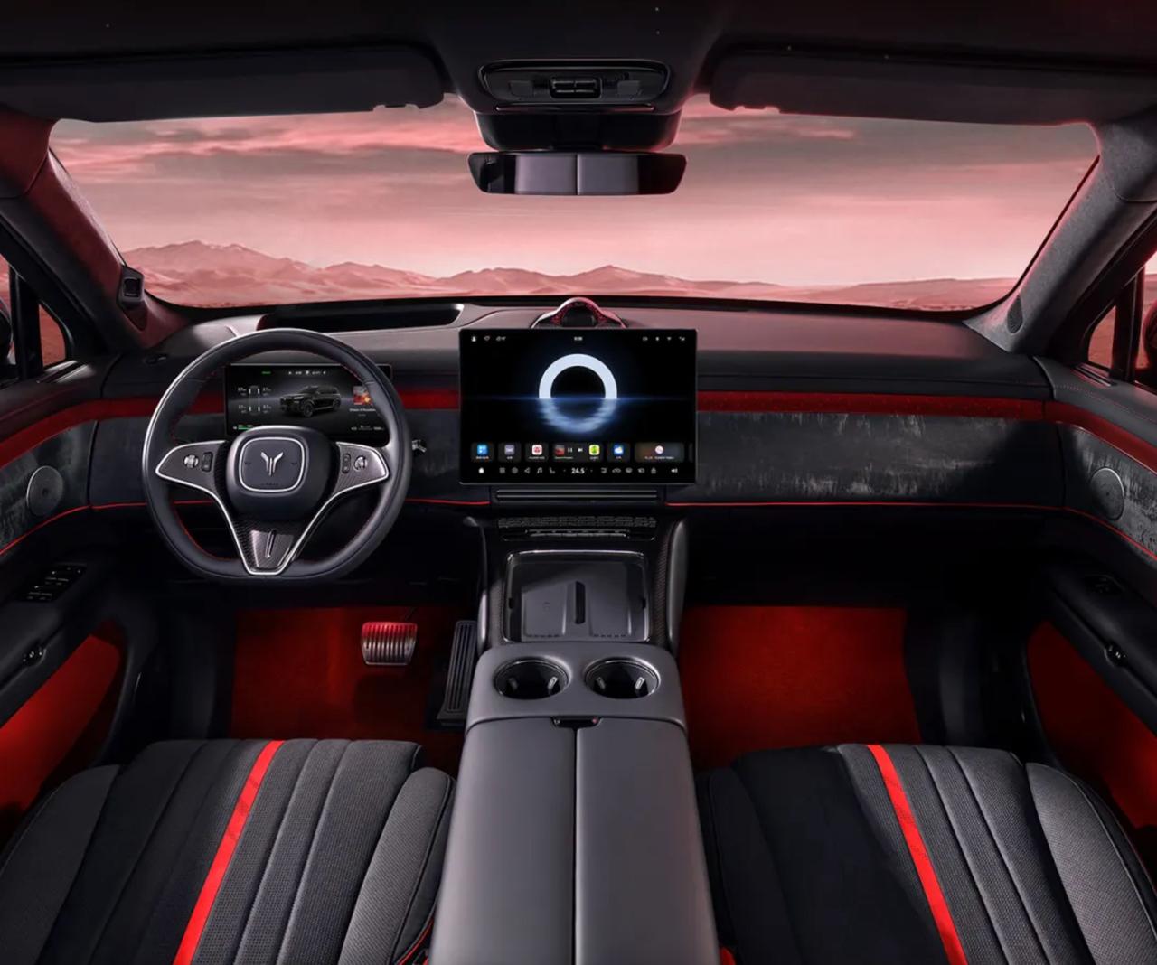 岚图泰山黑武士内饰官图发布3月17日正式上市近日，岚图汽车官方正式发布旗下大