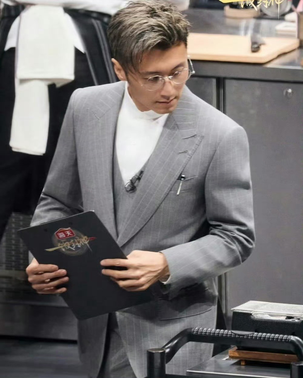 如果谢霆锋演moss人形如果谢霆锋演moss人形，简直不要太带感啊！