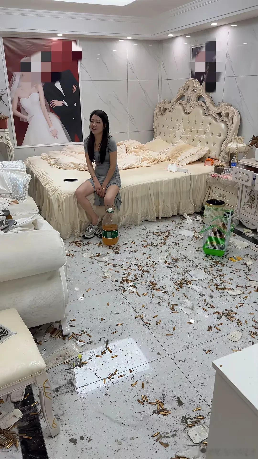 闹完洞房后，日子该咋过还得咋过。​​​