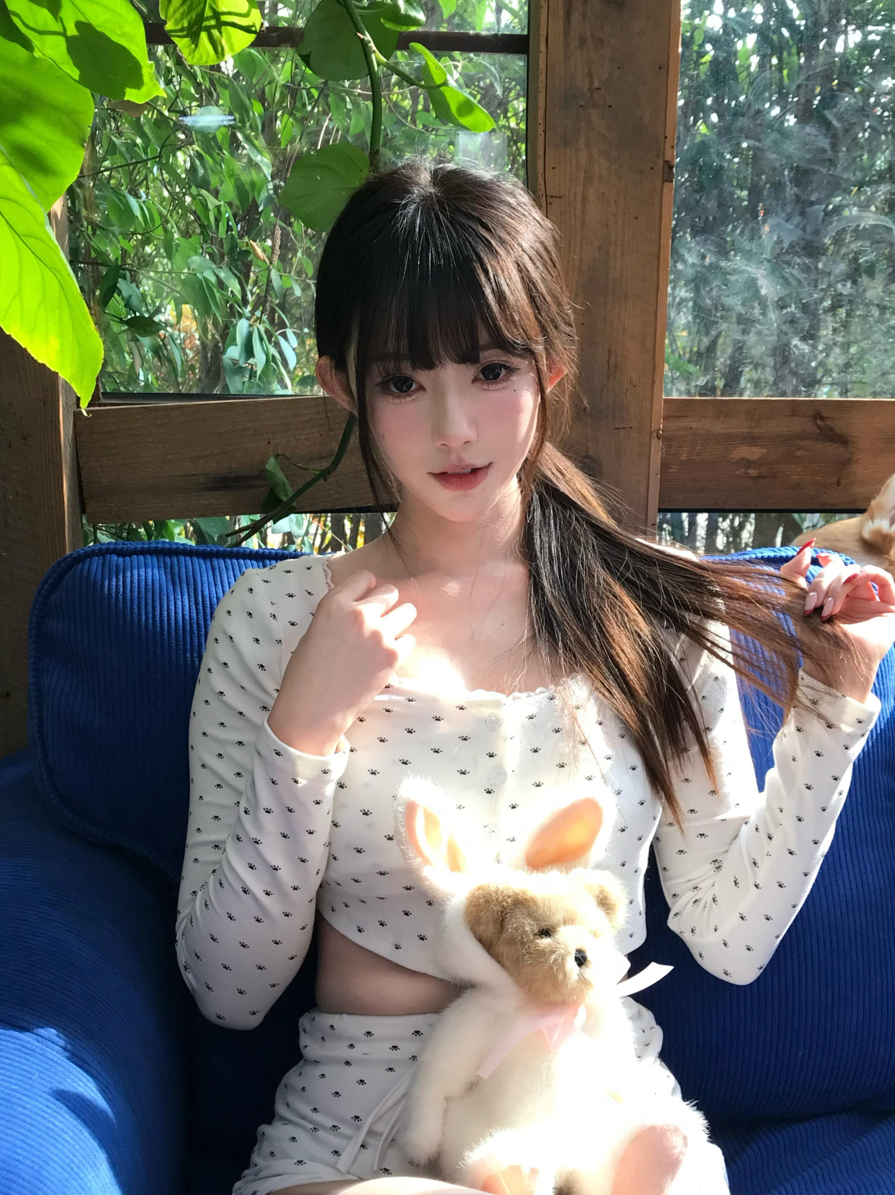 上海约拍˃̶͈Ⱉ˂̶͈幸好爱是一种奇迹⸝⬮ω⬮⸝少女写真