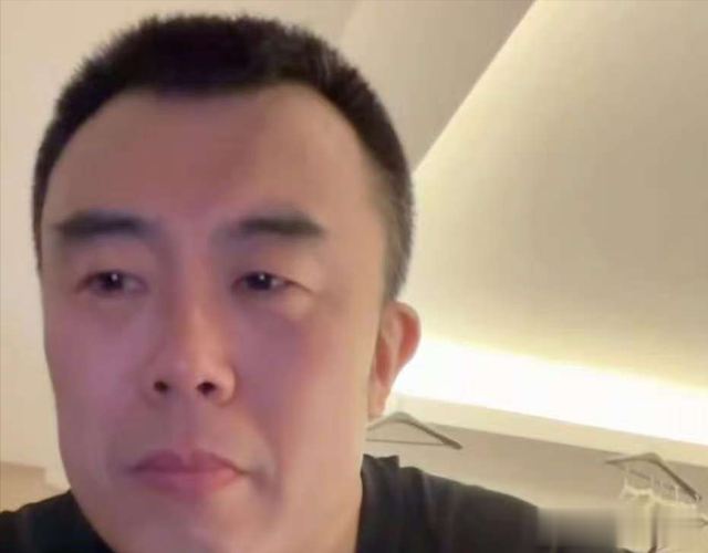 辽宁男篮重磅消息!韩德君深夜含泪自宣将正式退役在与俱乐部沟通