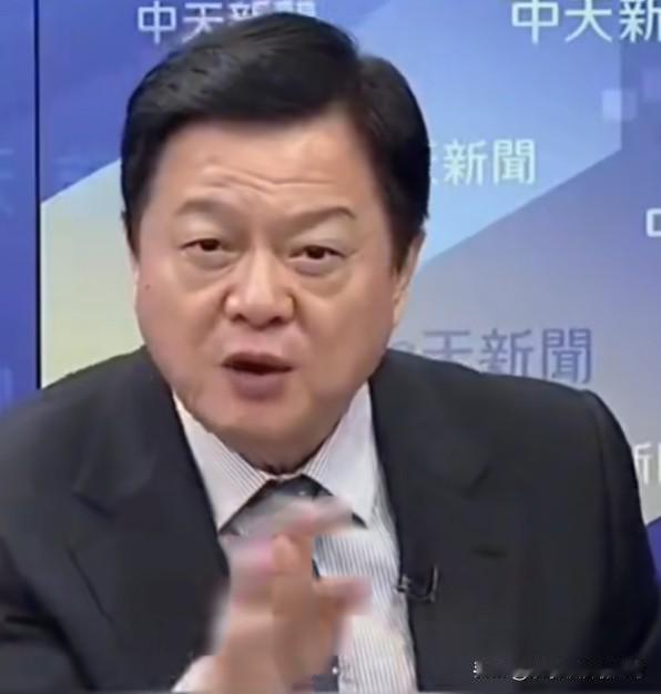 蔡正元会不会和周锡玮开辩？蔡正元三批郑丽文，还在视频中给自己辩护，“痛斥”郑