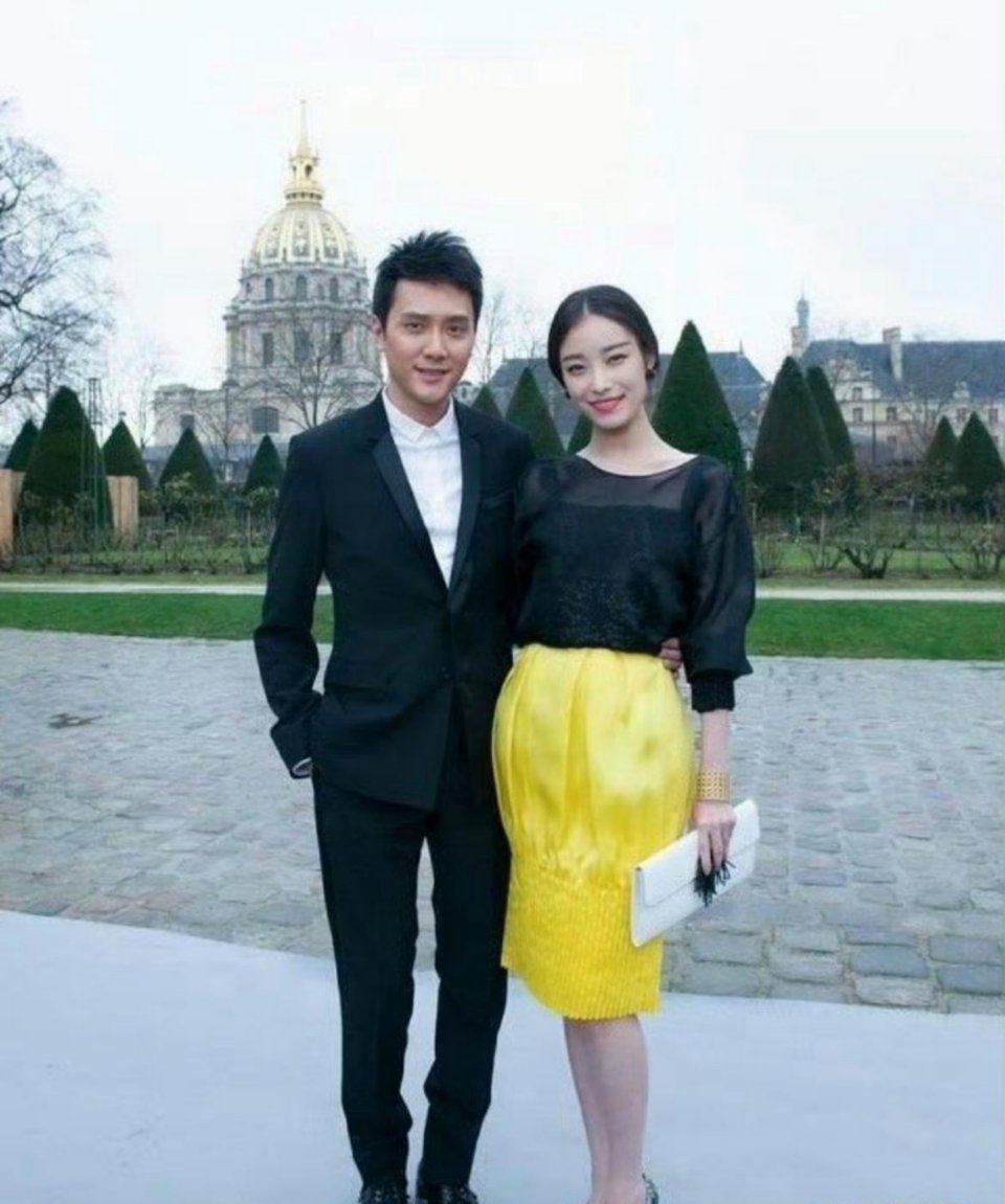 冷知识:冯绍峰的前女友可是倪妮，前妻可是赵丽颖