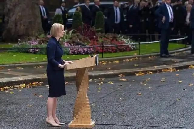 这群英国首相真的不是来骗退休金的？在英国，只要是担任过首相，无论当了几天，下台后