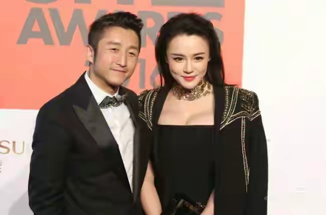 邹市明复出打一场拳，到底能赚多少钱？声明：仅基于行业行情、公开信息做经济层面估算