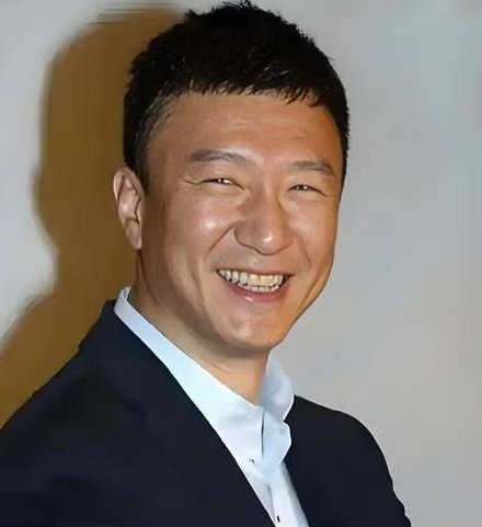 为什么孙红雷现在不拍戏了？其实原因很简单，既不是演技不在线，也不是年龄的阻碍，