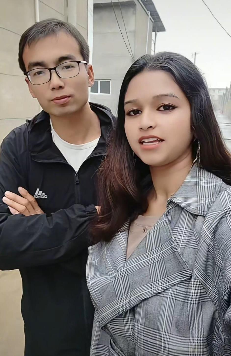 娶巴基斯坦女人做媳妇，真的就要娶像王佳音、薛晓晴姐妹，这样的信基督教的巴基斯坦女
