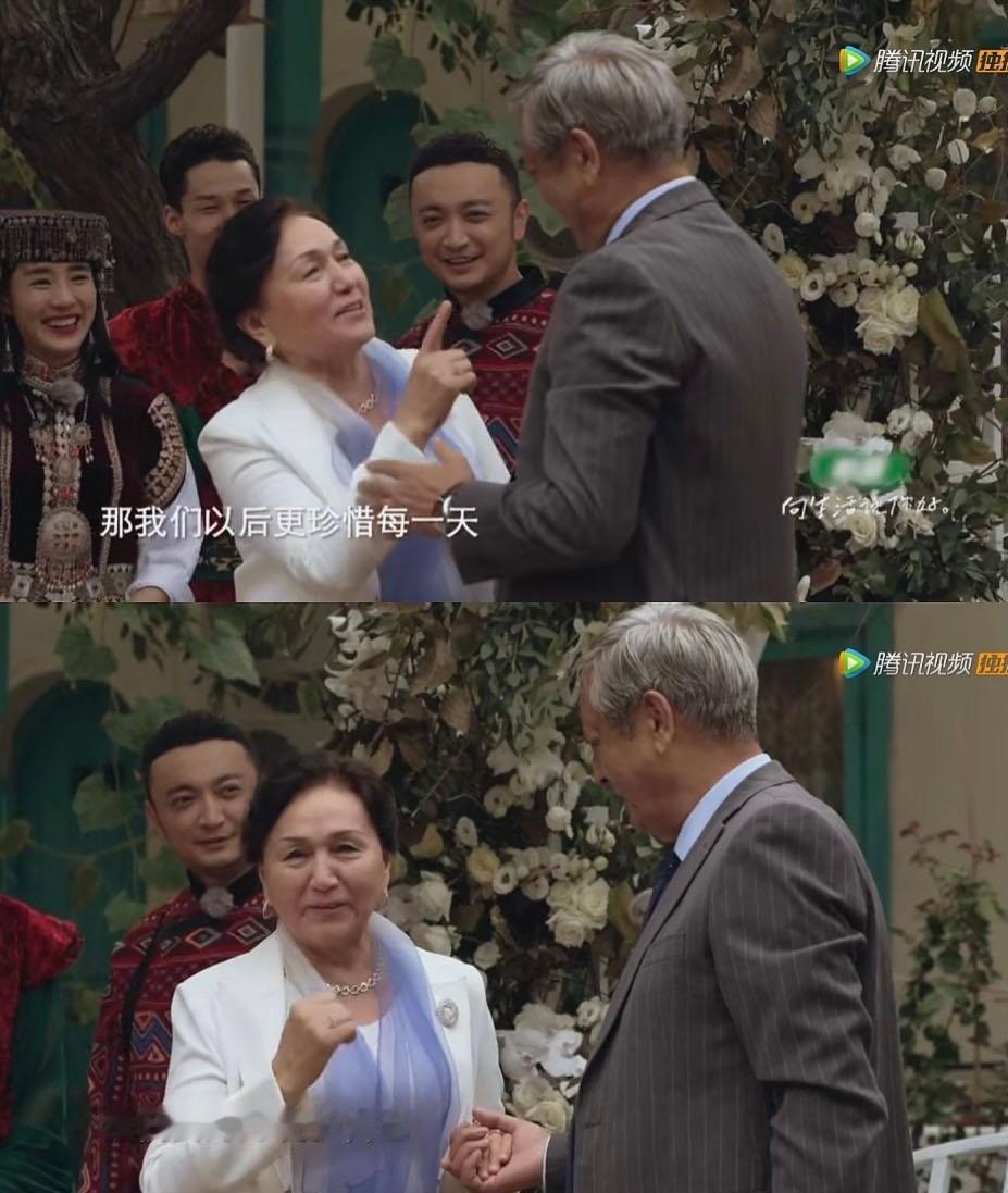 央视小尼不再婚，不是放不下前妻，是放不下母亲大家猜了好几年，都说小尼离婚走