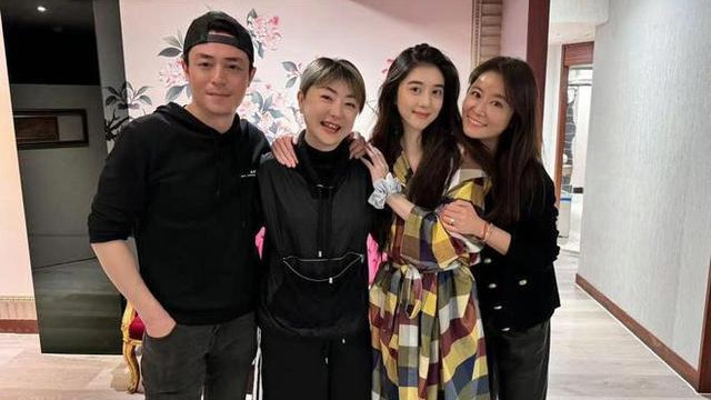 再现白眼狼!曝新加坡女星辱华,录音曝光:中国人太蠢,钱好赚!