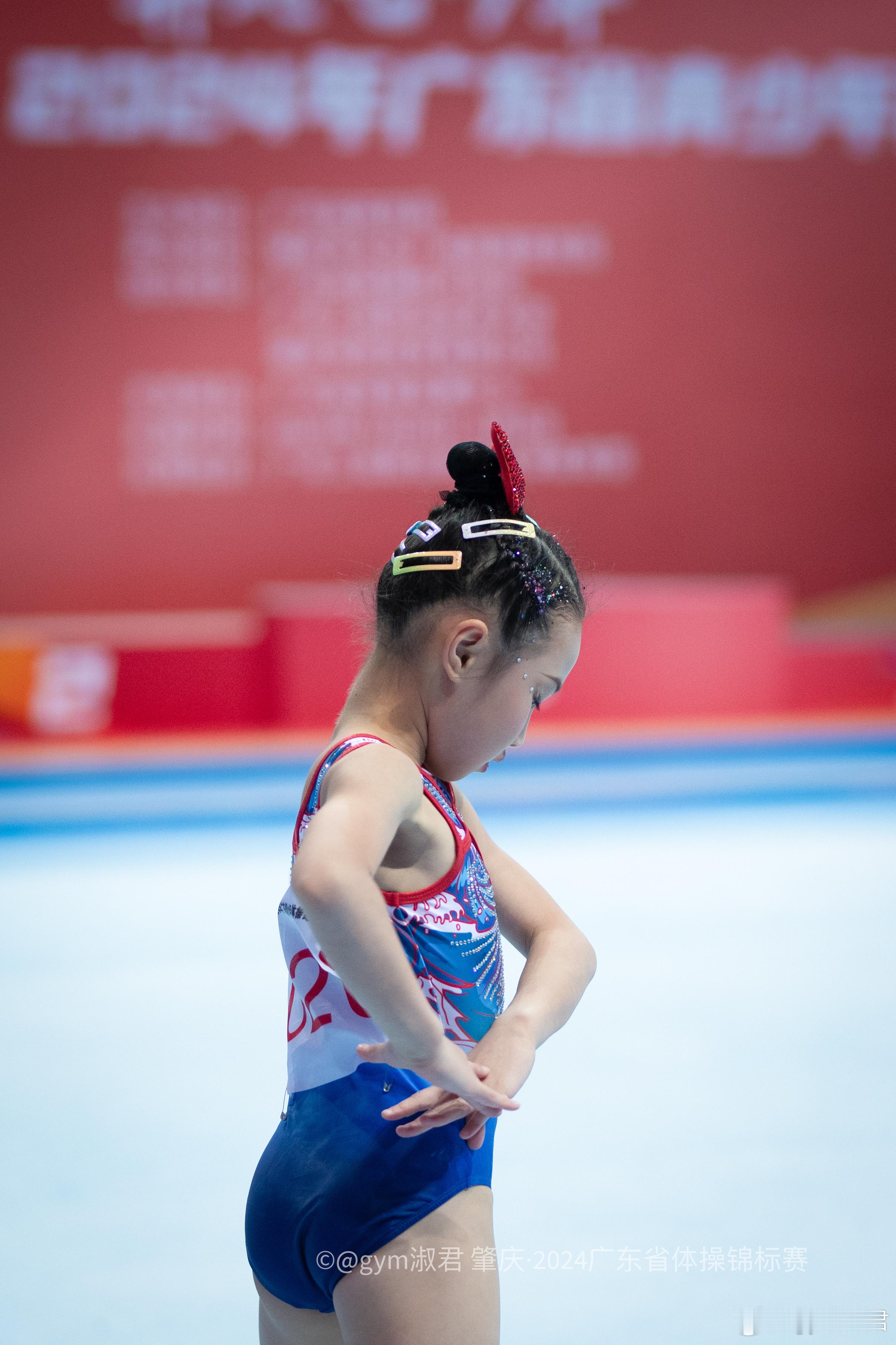 分享一下9岁的张梓涵体操