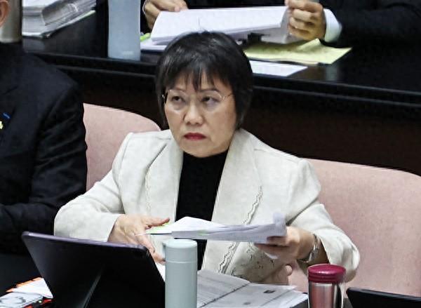 彻底破防！大陆制裁一剑封喉，台独刘世芳装不下去终于跳出来回应其实今年1月7日