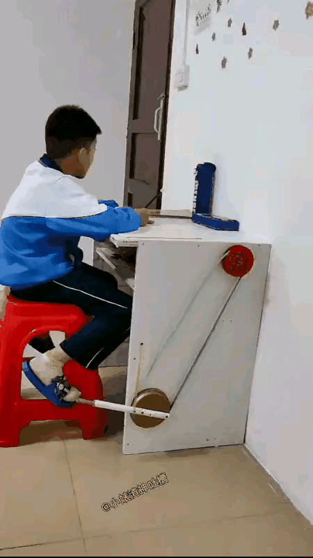 这孩子是个天才！