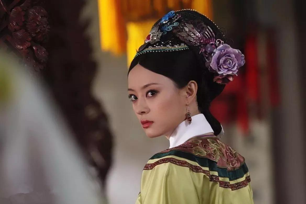 今日话题：如果甄嬛和马皇后宫斗能赢吗？？？网友甲：如果甄嬛和马皇后在一起，那
