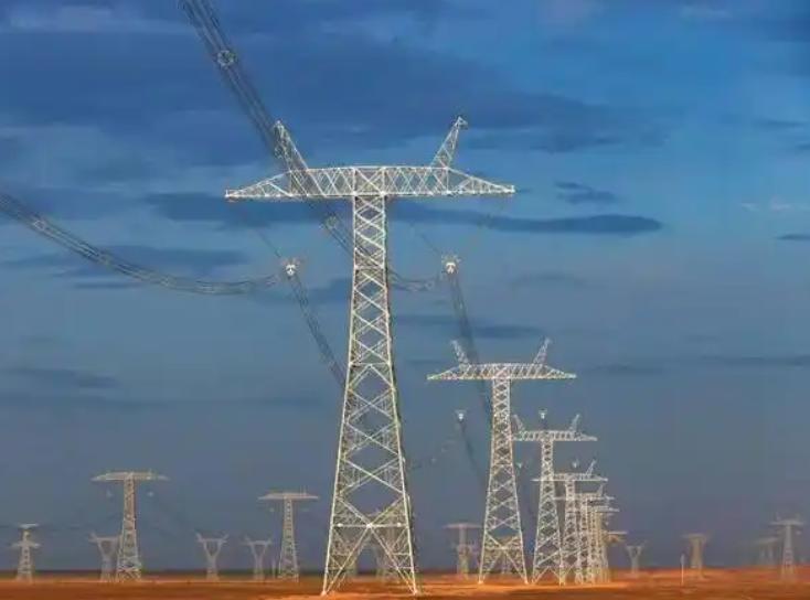 又见4万亿，国网建设概念嗨翻天！国家电网官网发布消息称，“十五五”期间，国家