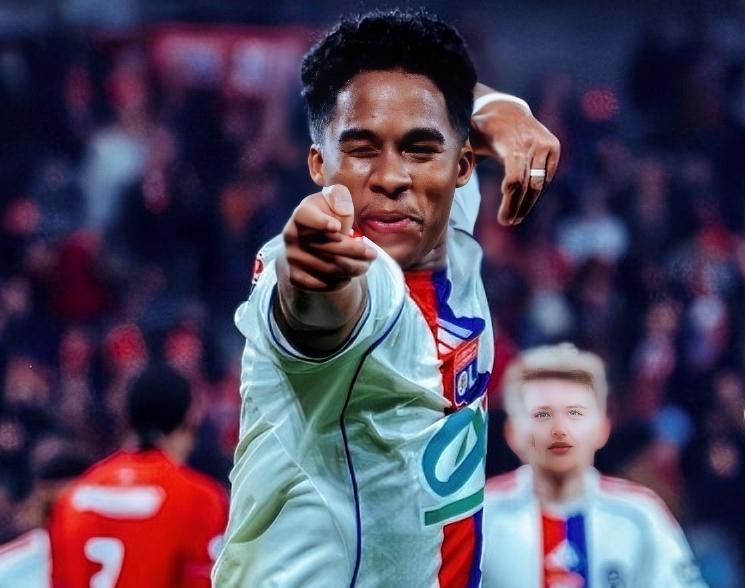 阿隆索：恩德里克，原来你这么猛的吗？租借里昂后生涯首次戴帽都有啦？？？恩德里克