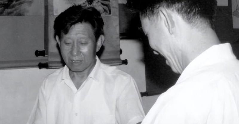 1971年9月8日，第43军127师政委关光烈接到电话，说：“首长有事找他。”经