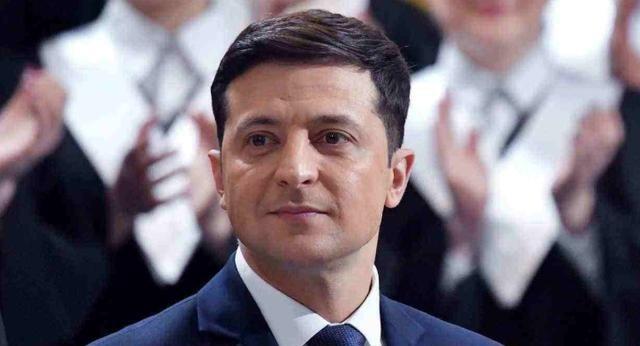 一位乌克兰人聊到自家总统时曾说：“我知道不少中国人觉得泽连斯基以前是喜剧演员，当