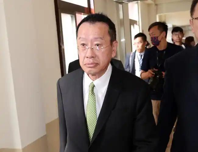 新加坡联合早报报道：“针对中国大陆将邀请国民党老兵参加抗日战争胜利80周年阅兵式