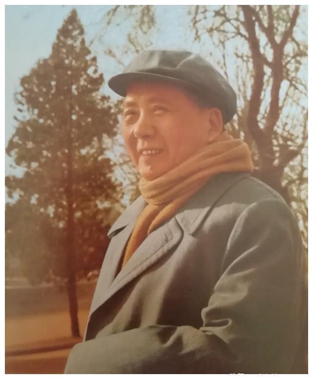 毛主席爱吃鱼，但唯独不爱吃江西的鱼，他的机要秘书谢静宜晚年说出真相，才知