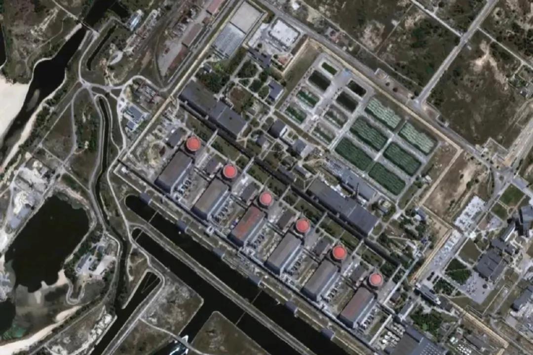 英国《卫报》消息，当地时间27日，一名国际原子能机构官员披露，由于乌军发动的大规