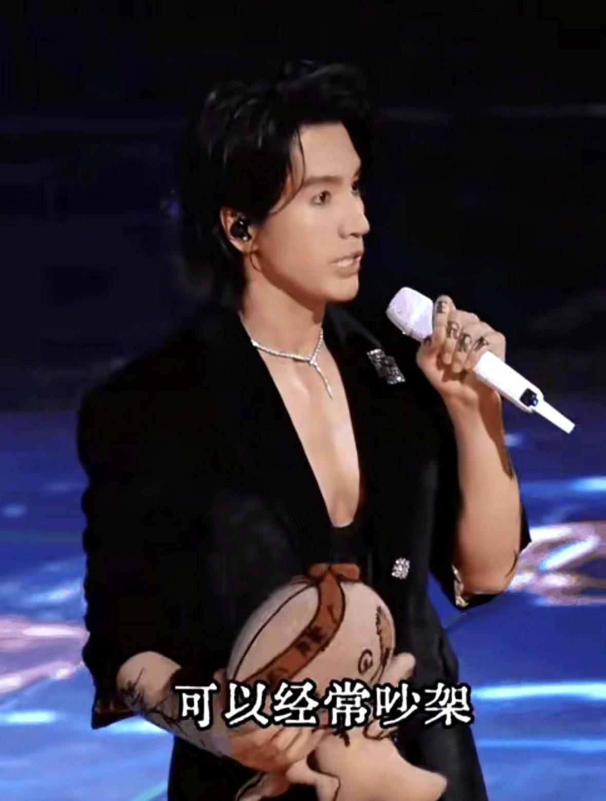 F4更衣室彻底炸了！言承旭这记“绝杀三分”直接宣告与朱孝天20年兄弟情game