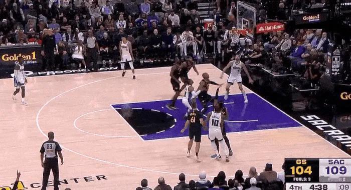 威少：不要忘记了，我曾经也是MVP，联盟三双王，75大，我是老了，我不是死了！