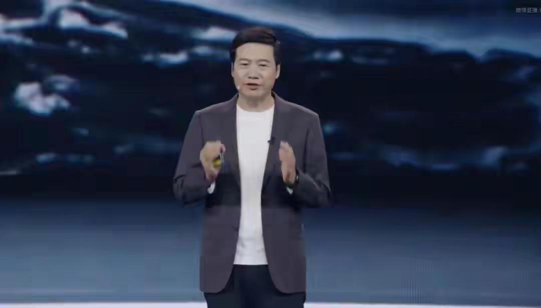 擦！为了听雷军演讲，都没来得及上厕所，3点感受，与大家共勉。雷军主题的演讲是