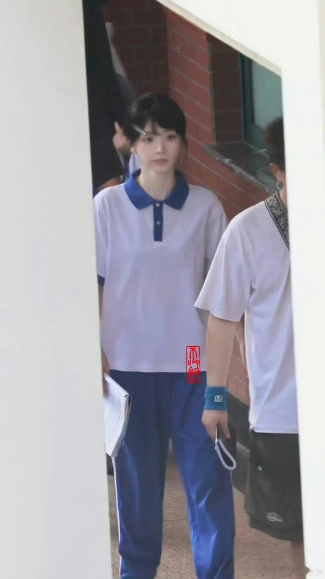🍩这次的校服造型怎么样​​​